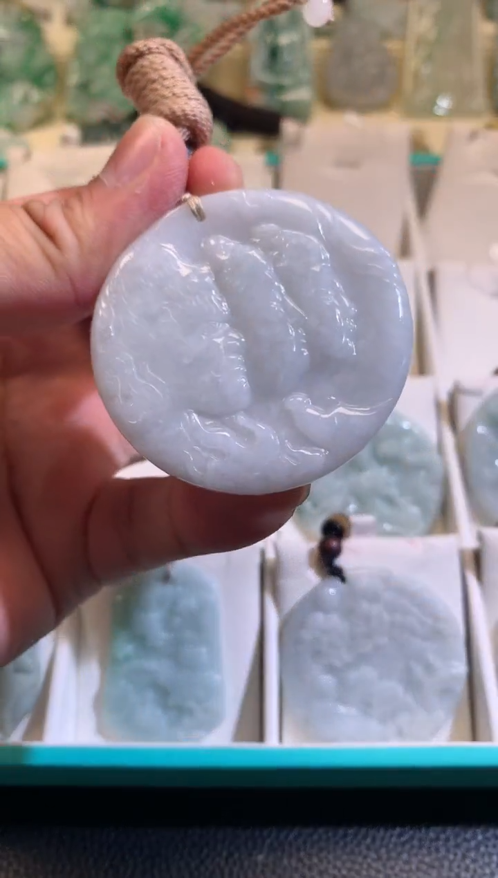 【闪购商品】翡翠颈饰未镶嵌03/04/116