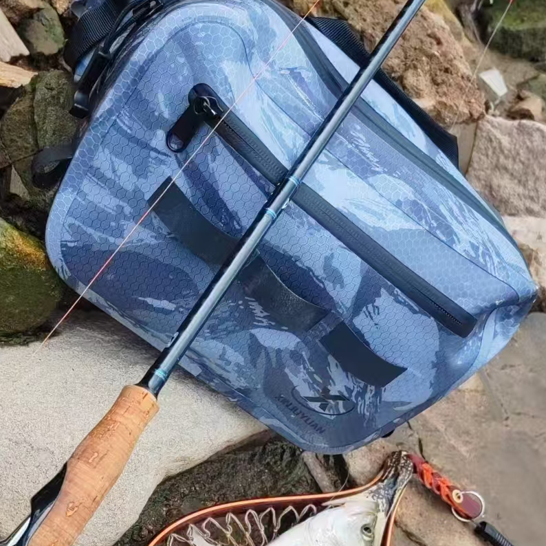 路亚饵气密包一个