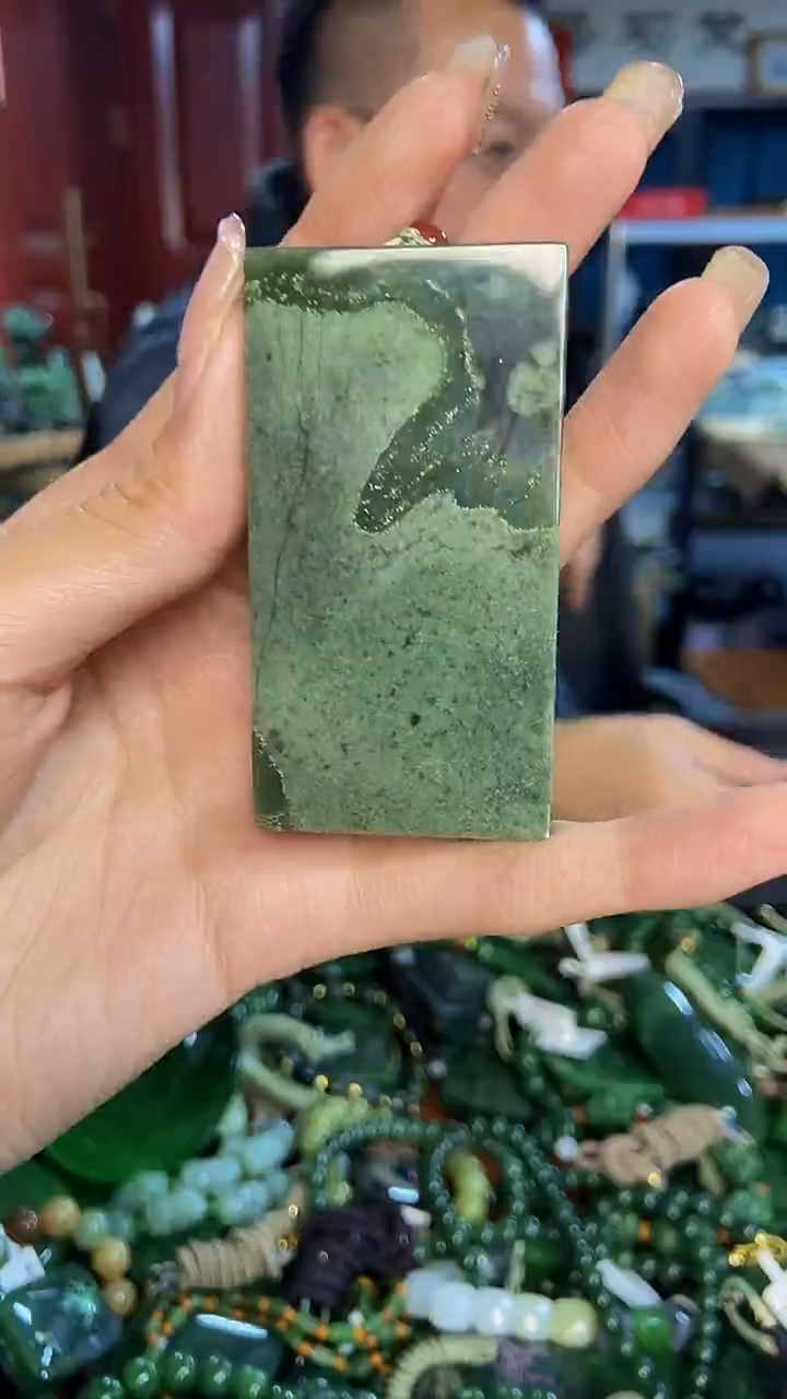 未镶嵌和田玉挂件1