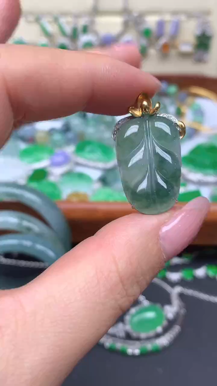 【闪购商品】翡翠颈饰18K金镶嵌206-天然翡翠