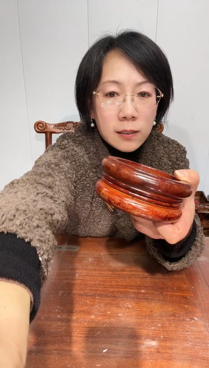 木买一送一非花整木红圆11*12*2.6   独圆