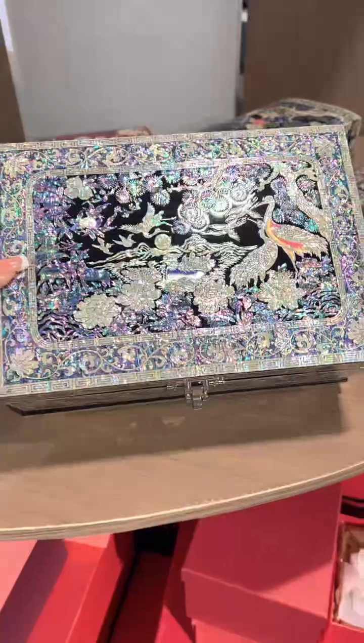 【闪购商品】鱼锁满贝底·弘贝雅螺钿漆器文化馆