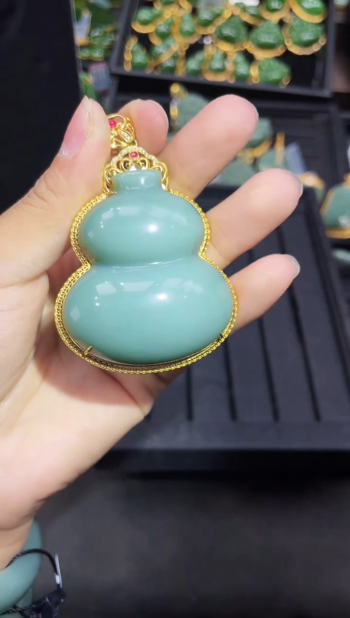 【闪购商品】和田玉吊坠18K金镶嵌51MM多样性发一