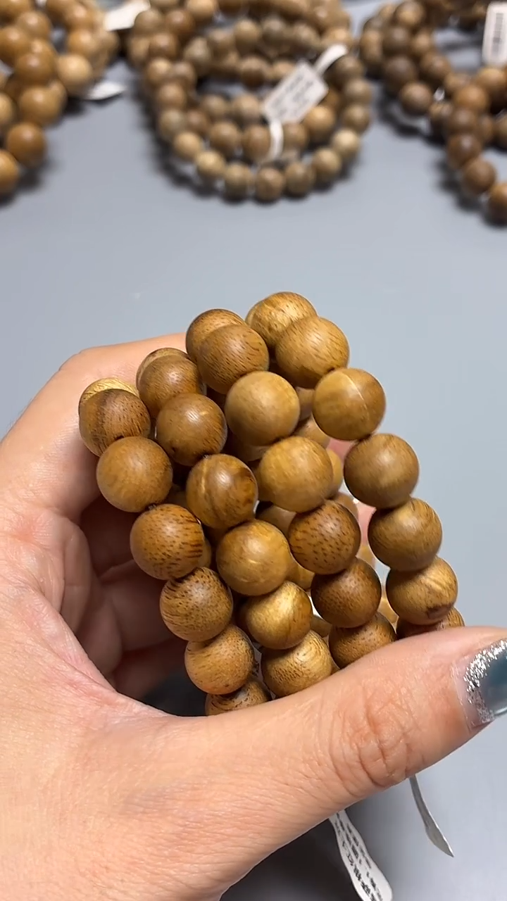 沉香手串菩萨棋圆珠单圈1.1红土沉多样性发其一