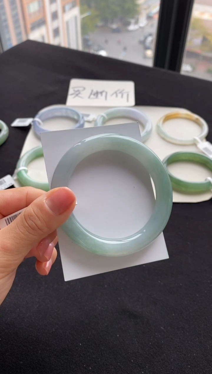 【闪购商品】翡翠手镯（圆镯）未镶嵌55圆条--不退不换