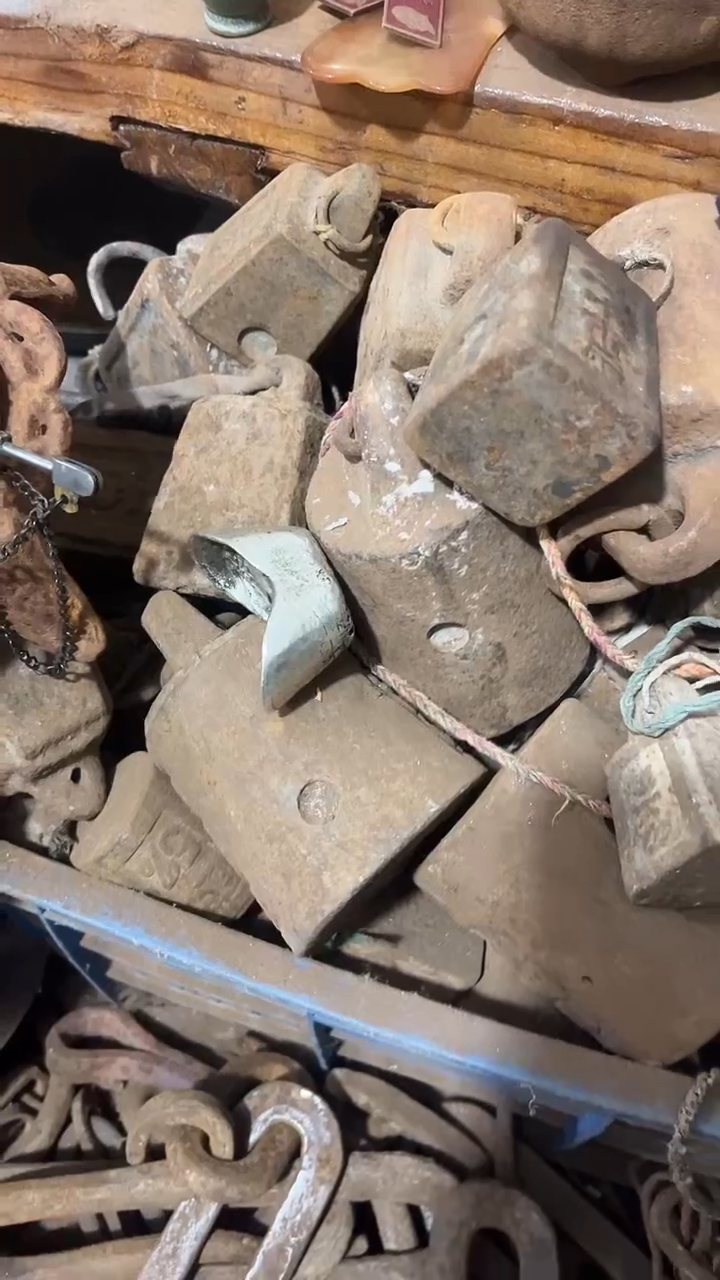 鑫****英隆江直播新人带货