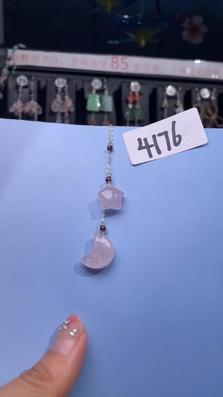 未镶嵌耳饰水晶喜欢拍