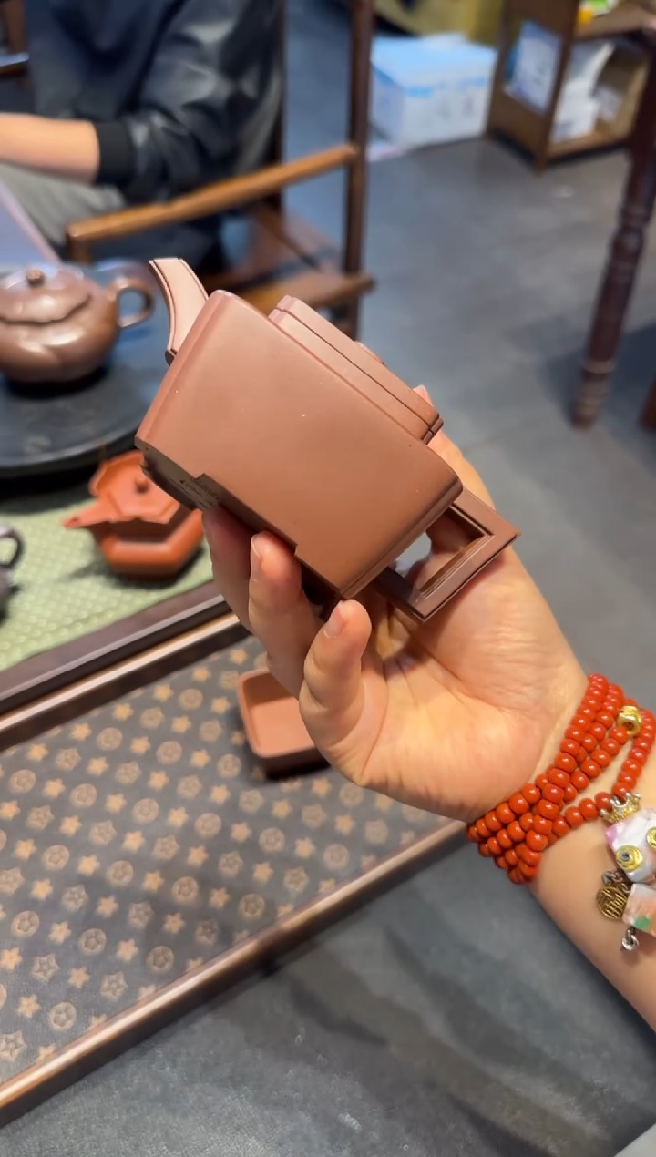 茶壶紫砂传香套组 一壶一杯