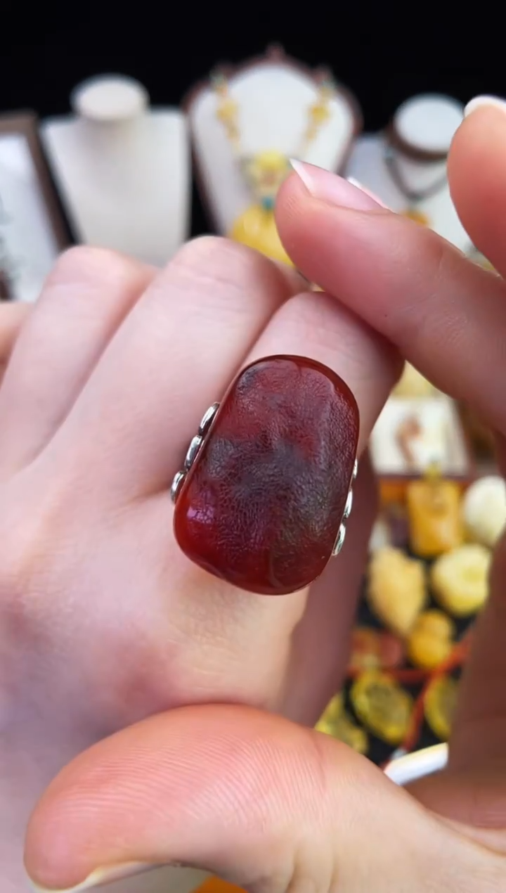 琥珀未镶嵌珠宝奇石柒月