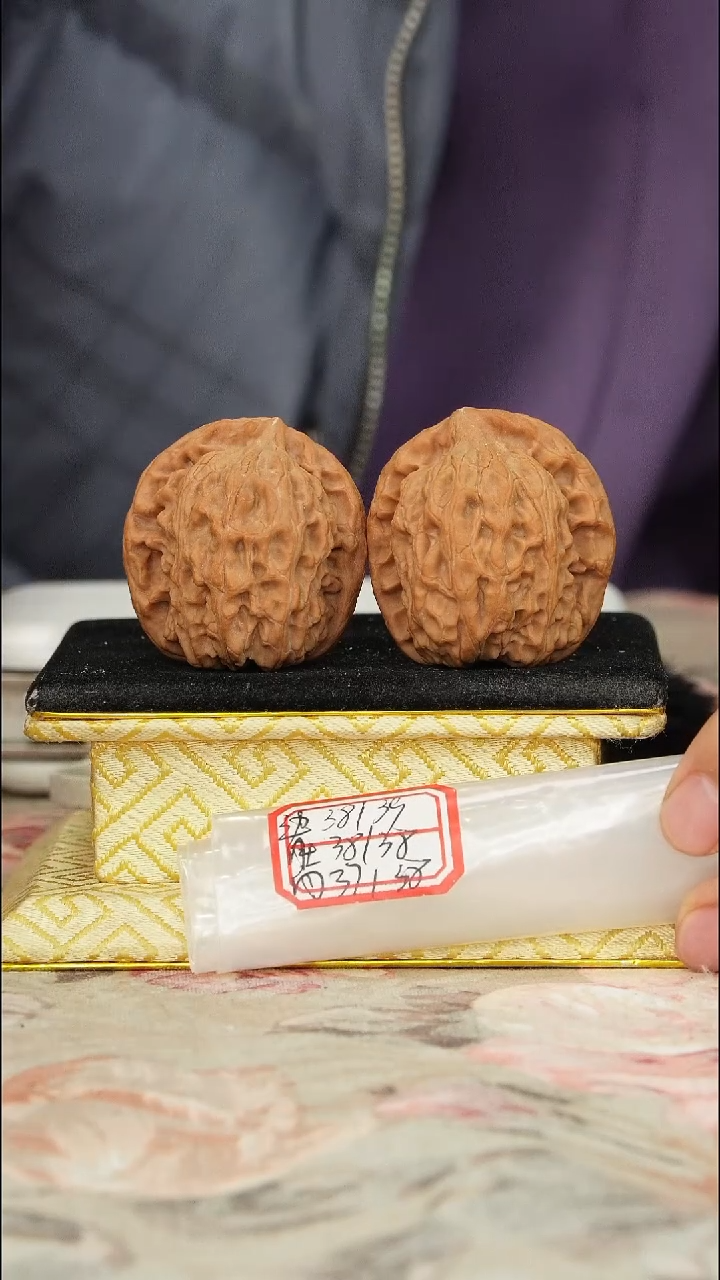 【闪购商品】文玩核桃把件非嫁接北京