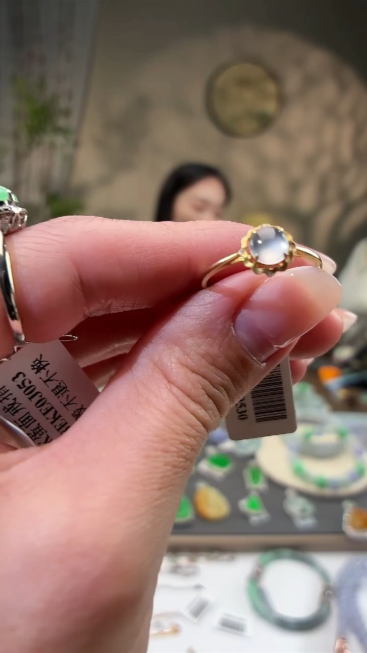 吊坠(不含链)18K金镶嵌翡翠戒指