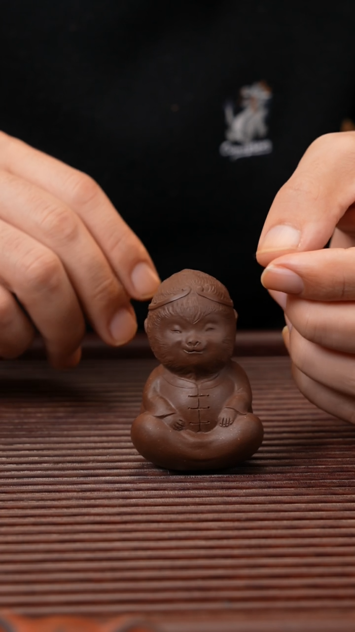 【闪购商品】紫砂茶宠打坐悟空