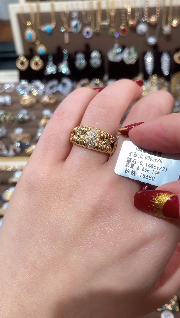 【闪购商品】钻石戒指/指环18K金镶嵌18K金钻石收束褶皱纹戒指