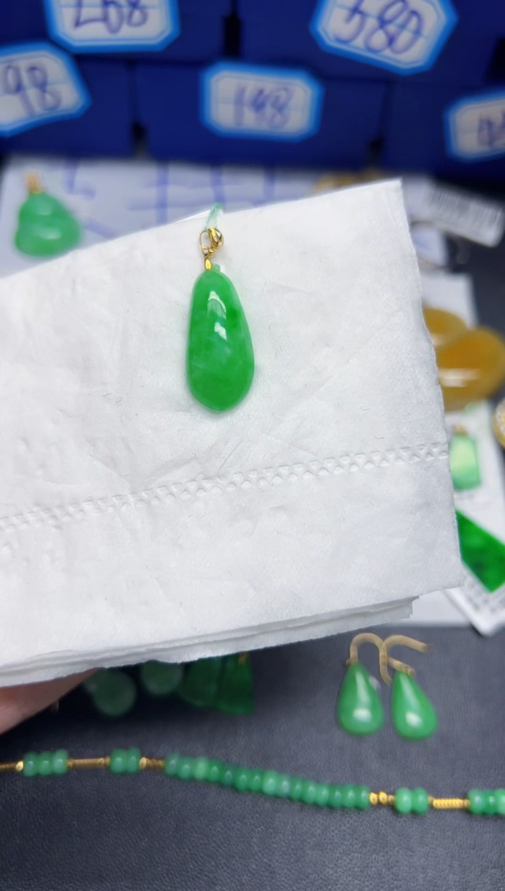 【闪购商品】翡翠颈饰18K金镶嵌Y缅料A货/支持复检/一件