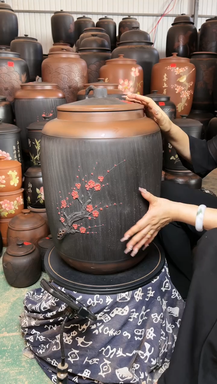 壶完品茶缸 182 红梅 高51cm