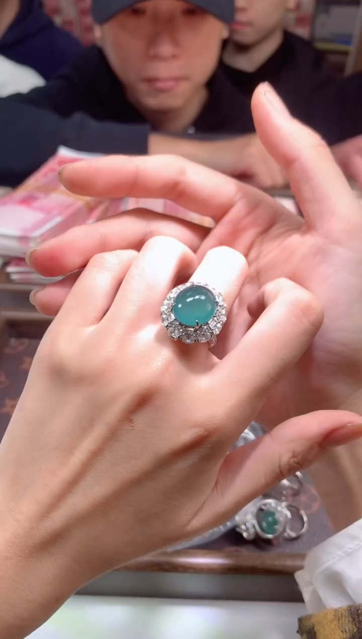 【闪购商品】翡翠颈饰合金天然A货翡翠-多样性发货