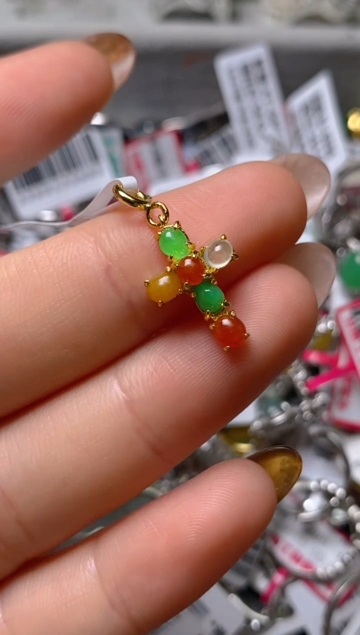 银S925镶嵌戒指翡翠百内无证书