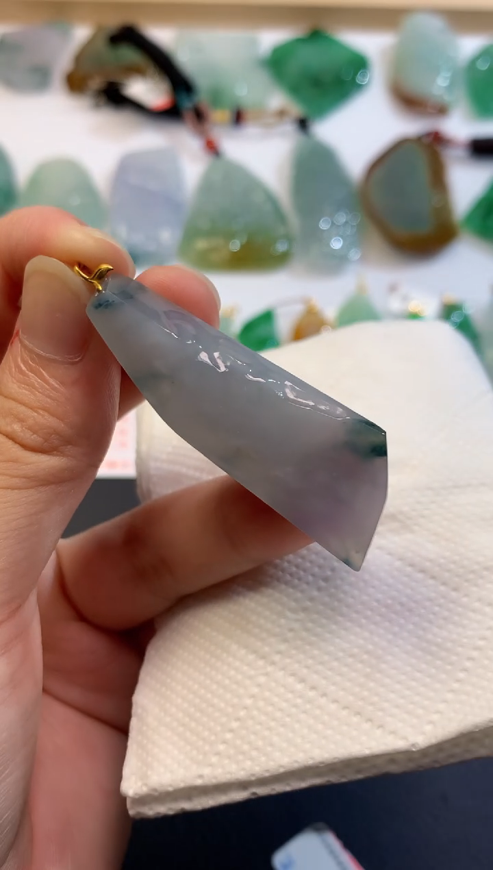 翡翠未镶嵌吊坠(不含链) 