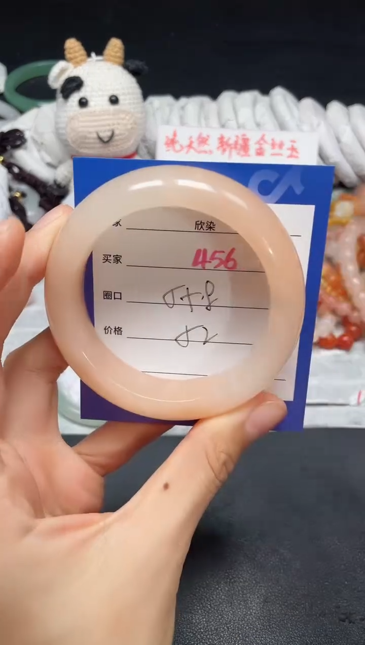 【闪购商品】石英质玉手镯未镶嵌456