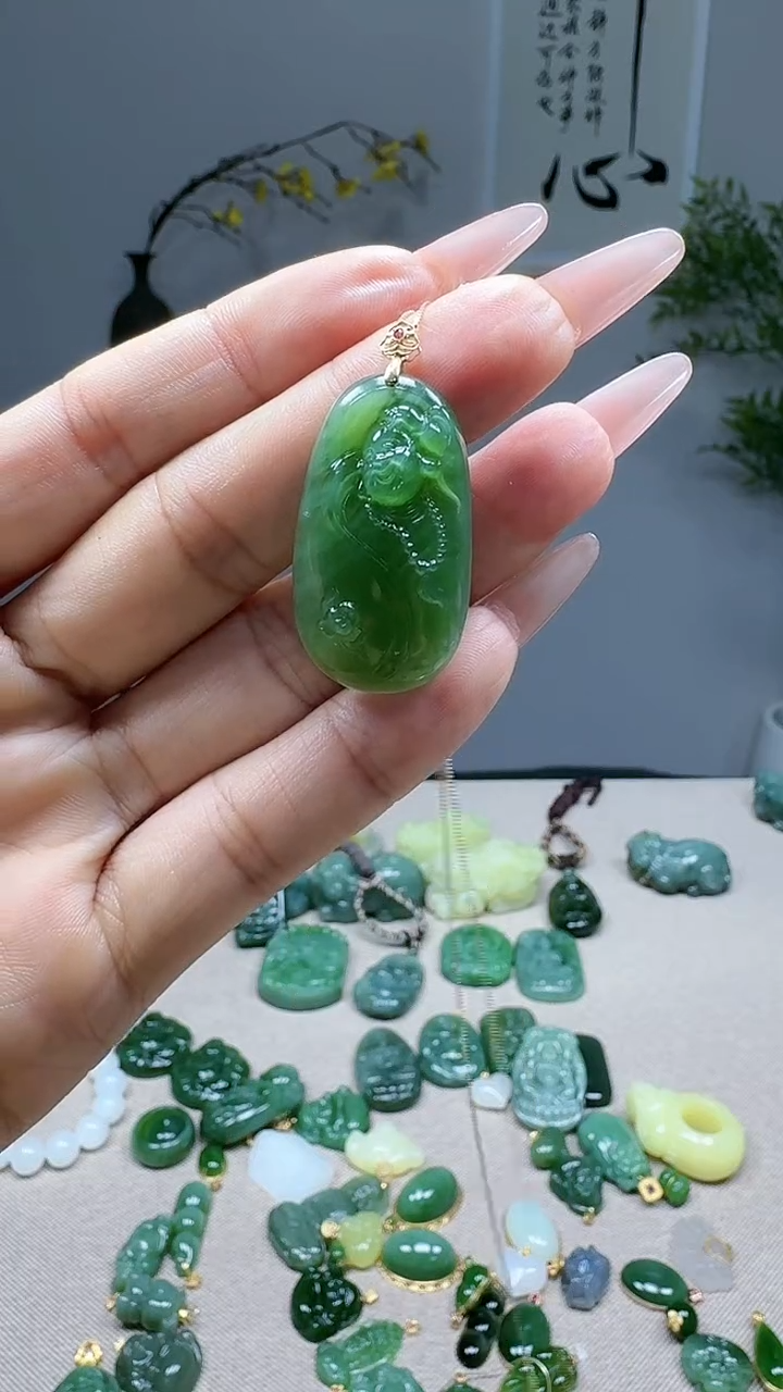 吊坠(不含链)18K金镶嵌和田玉1