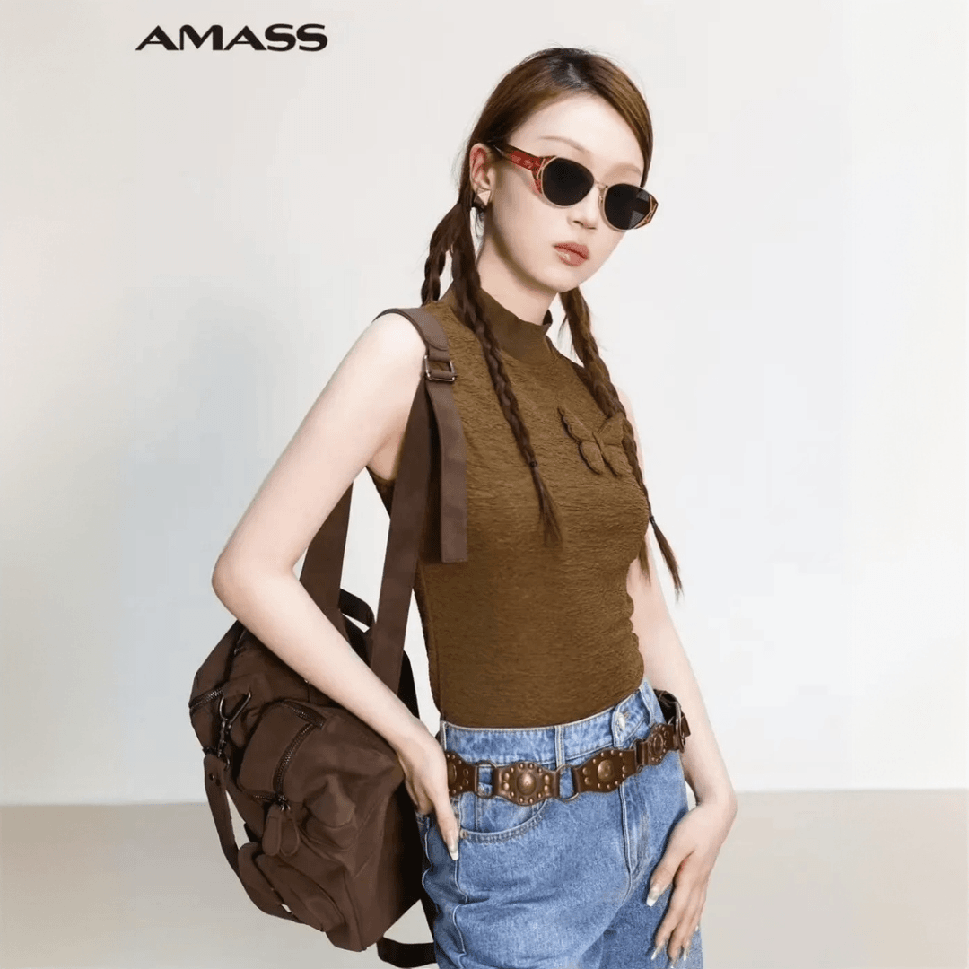 AMASS/阿玛施早春新中式半高领蝴蝶设计感气质时髦背心上衣530033