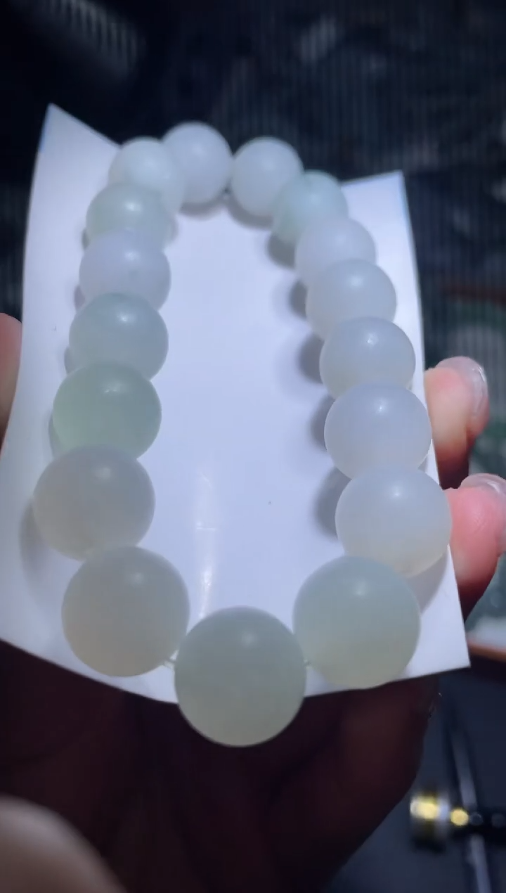 定制翡翠未镶嵌天然缅甸A货翡翠手串19