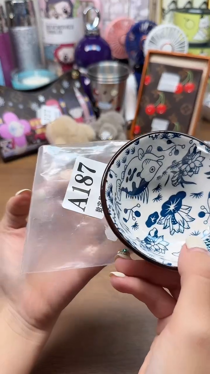 瓷片  哈哈哈哈哈哈哈哈哈89