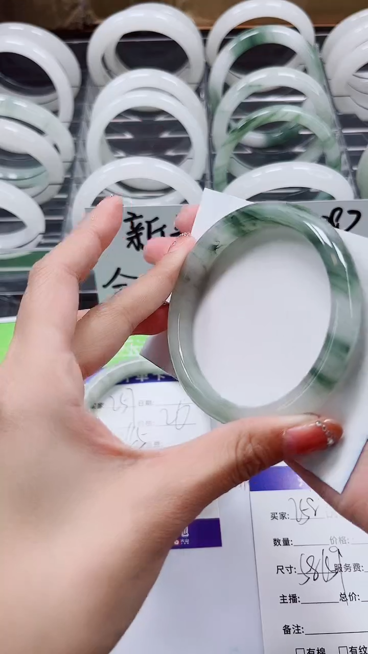 【闪购商品】石英质玉手镯未镶嵌A258-58/59