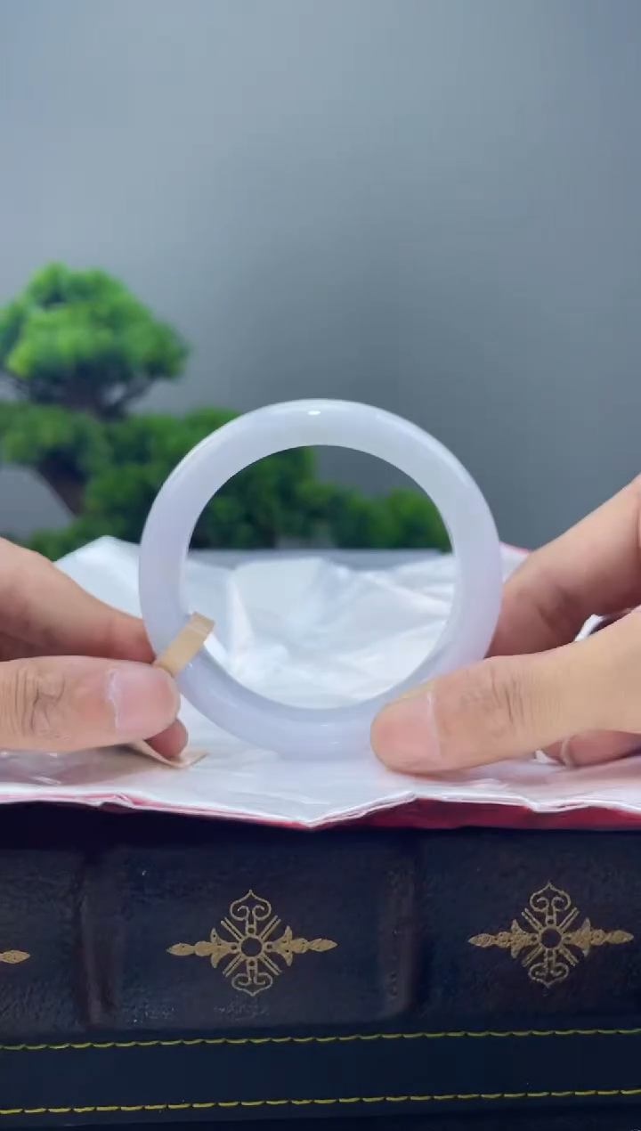 【闪购商品】翡翠手镯未镶嵌手镯19