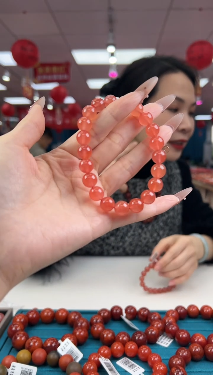 【闪购商品】南红玛瑙手串未镶嵌2.6-（多样式）