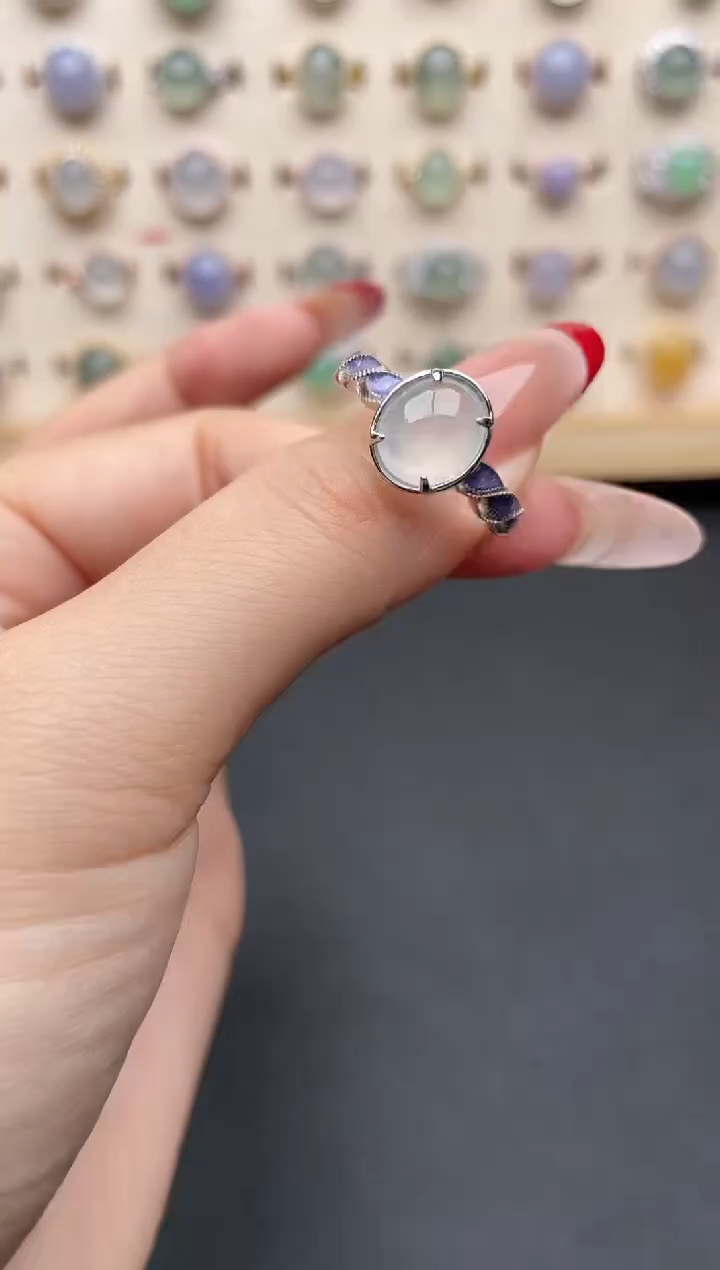 【闪购商品】翡翠戒指银S925镶嵌一物一证一礼盒