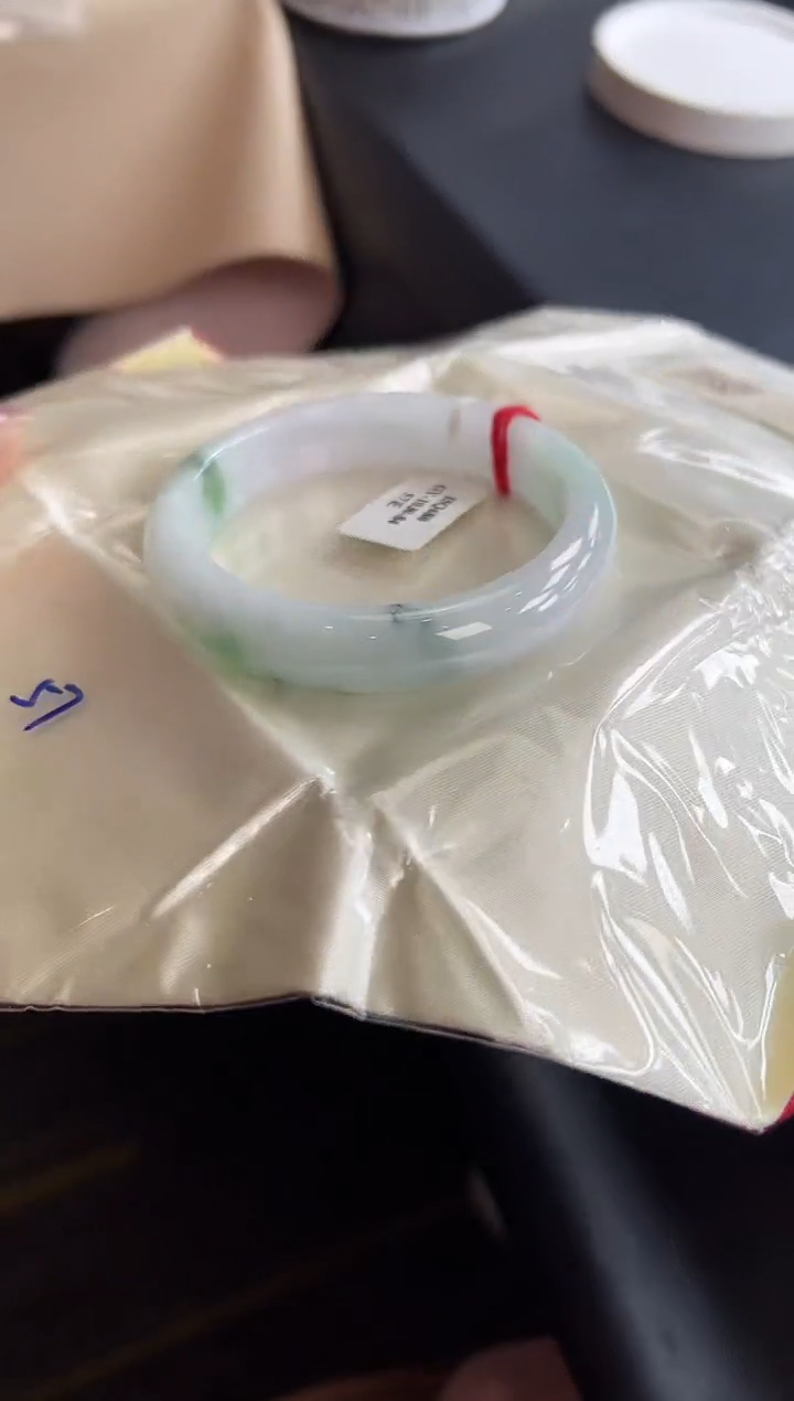 【闪购商品】翡翠手镯未镶嵌手镯55-57圈口