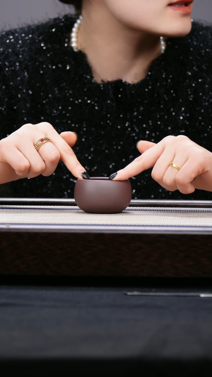 【闪购商品】紫砂茶壶四号井底槽青 罗汉杯 