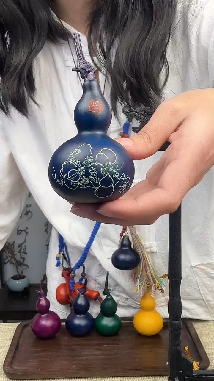 大漆葫芦挂件 雕刻葫芦----010