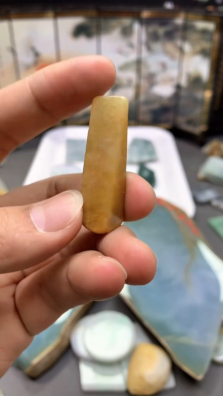 【闪购商品】翡翠耳饰未镶嵌天然翡翠A货