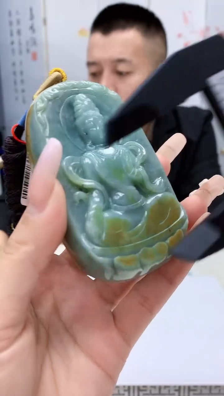 【闪购商品】定制翡翠未镶嵌4812lr-毛货挂件19