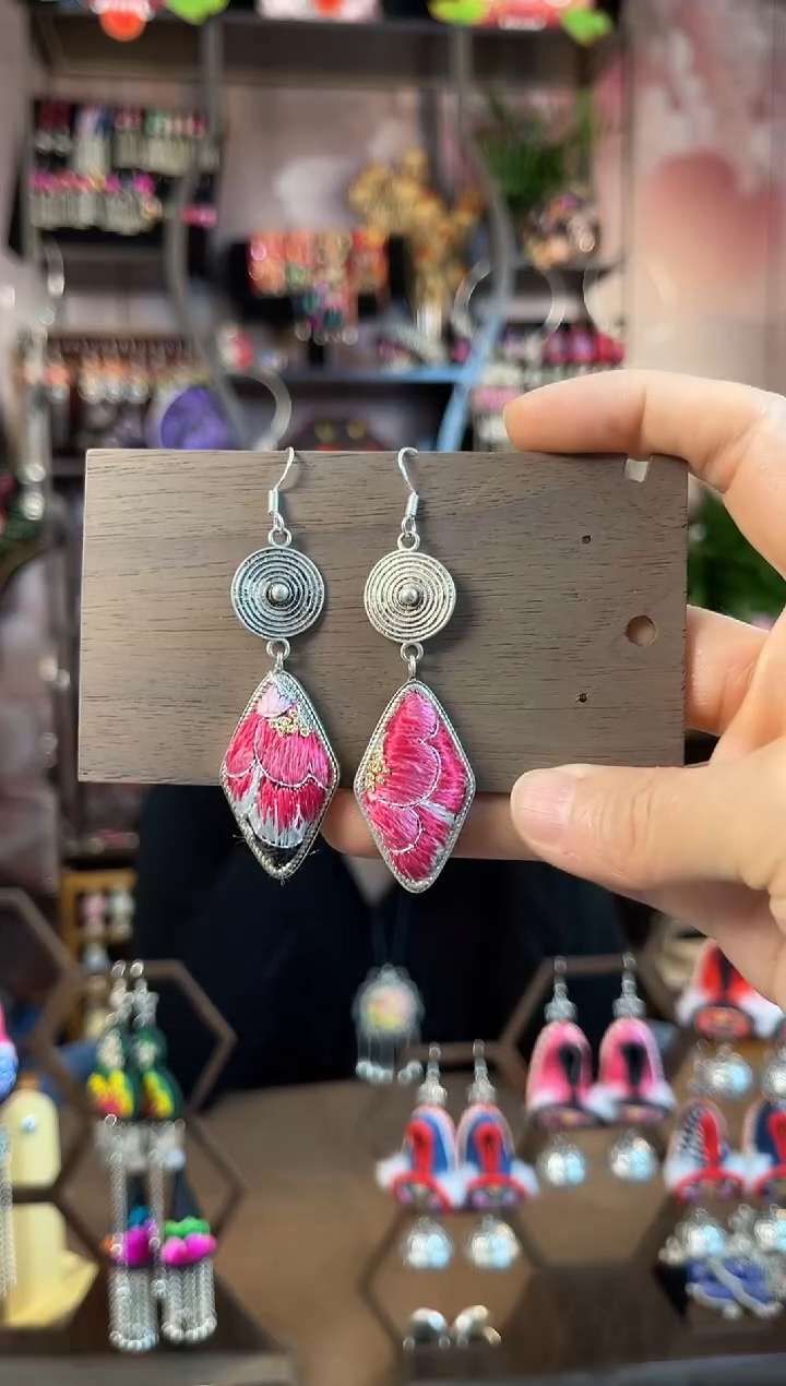 织绣民族风手工非遗老绣饰品721