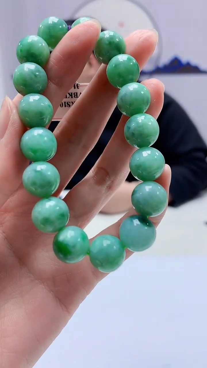 【闪购商品】定制翡翠未镶嵌5060zm-毛货手串94