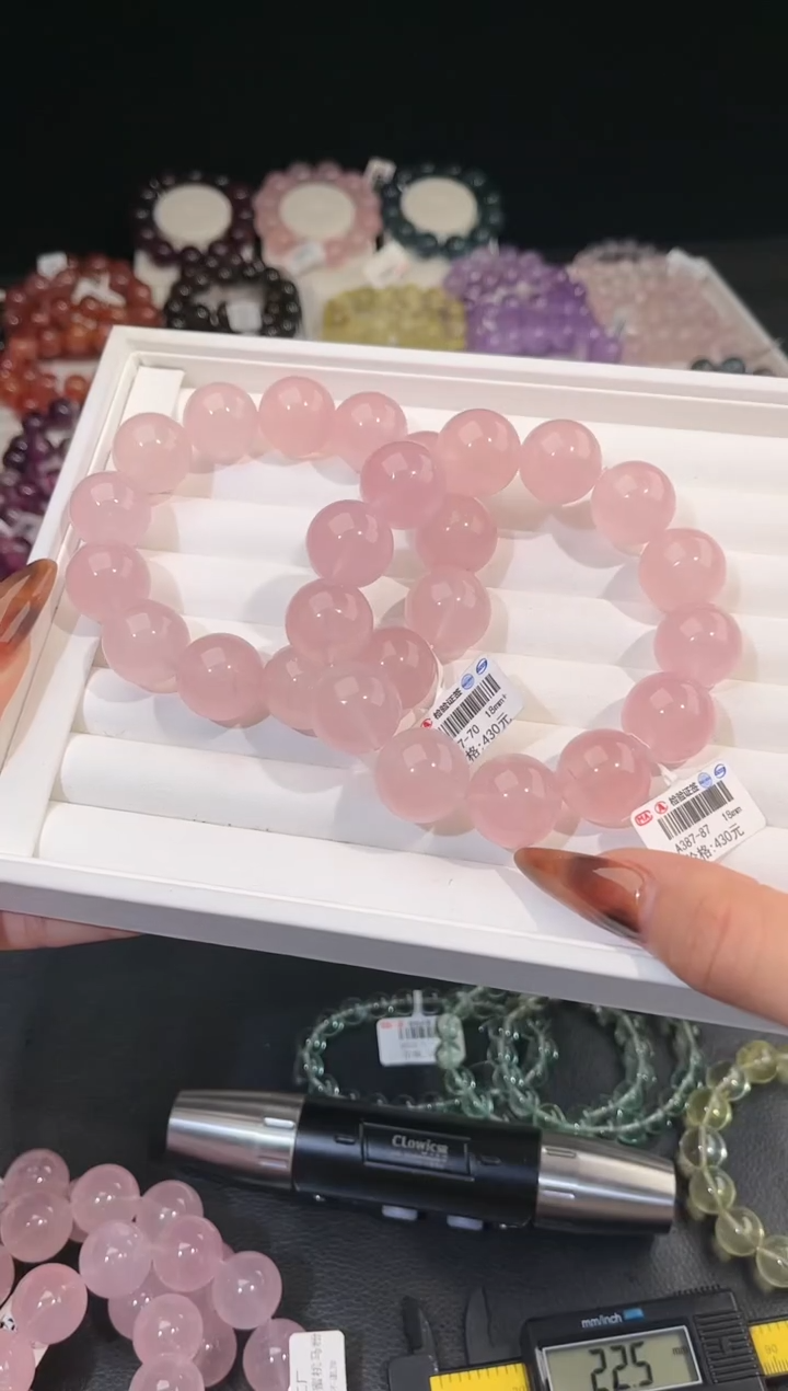 【闪购商品】水晶手链未镶嵌多样性发一粉晶18mm