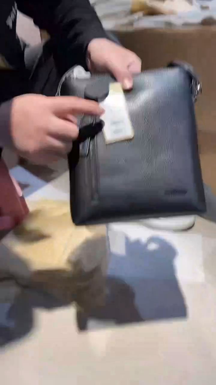 头层牛皮270品牌男包清货中（不要卡单，理性消费）