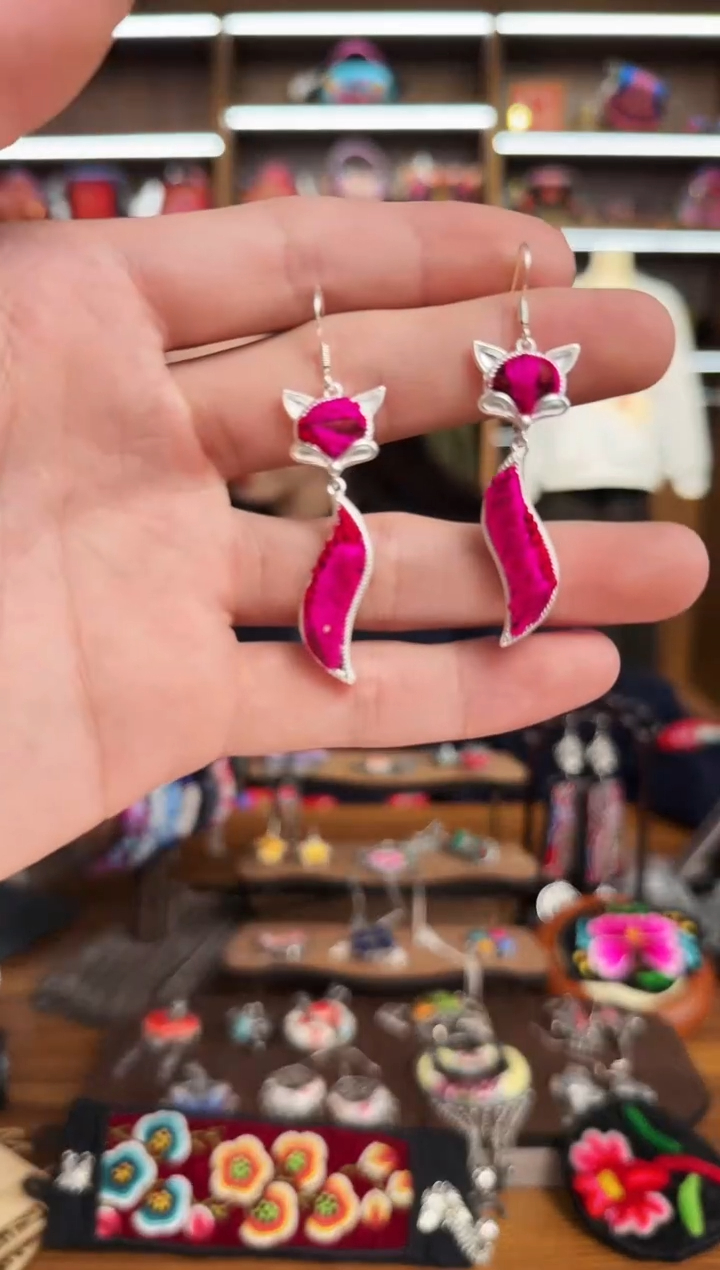 【闪购商品】织绣132蒙阿苏苗绣传承