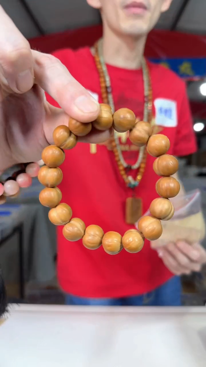 猴头核桃手串W4实物为准