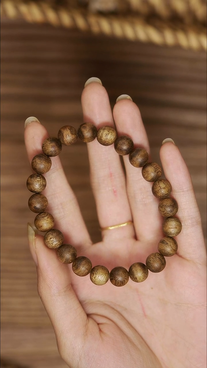 沉香沉香碎屑金沙叶卡9单圈