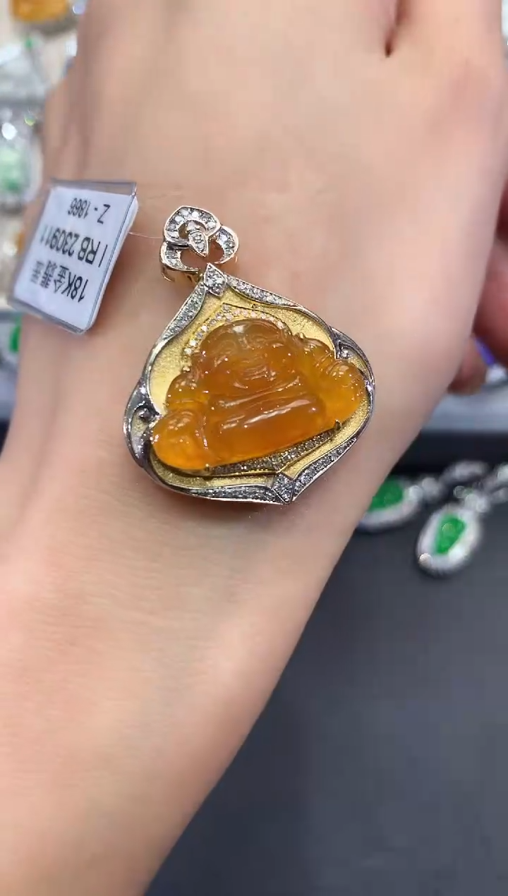 【闪购商品】翡翠吊坠(不含链)18K金镶嵌w30