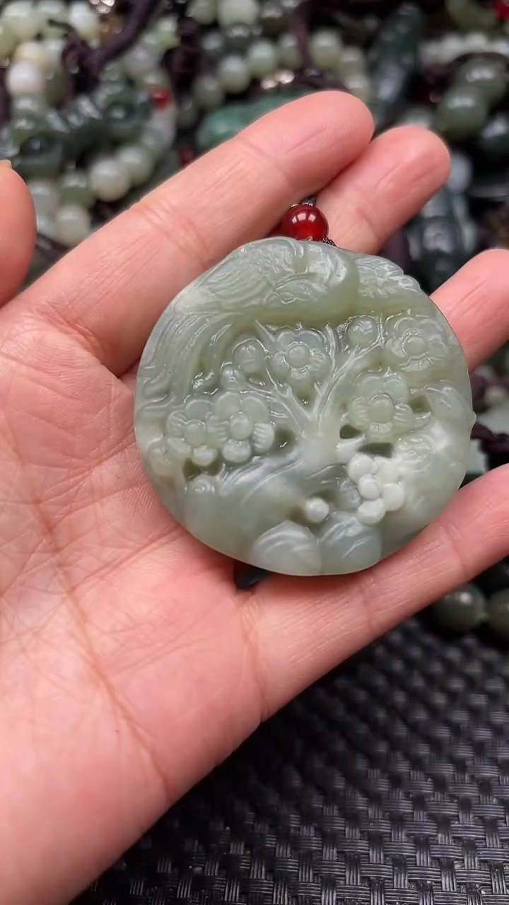 【闪购商品】和田玉颈饰未镶嵌1