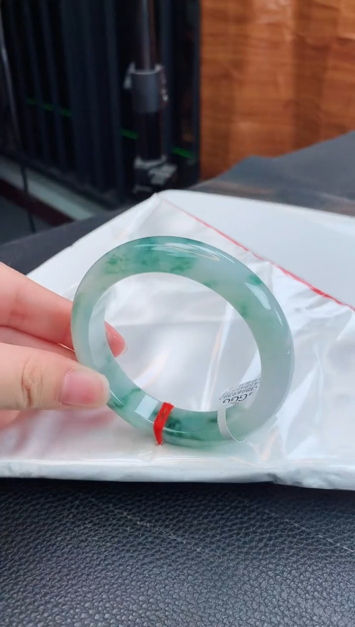 【闪购商品】翡翠手镯未镶嵌缅甸天然翡翠A货手镯