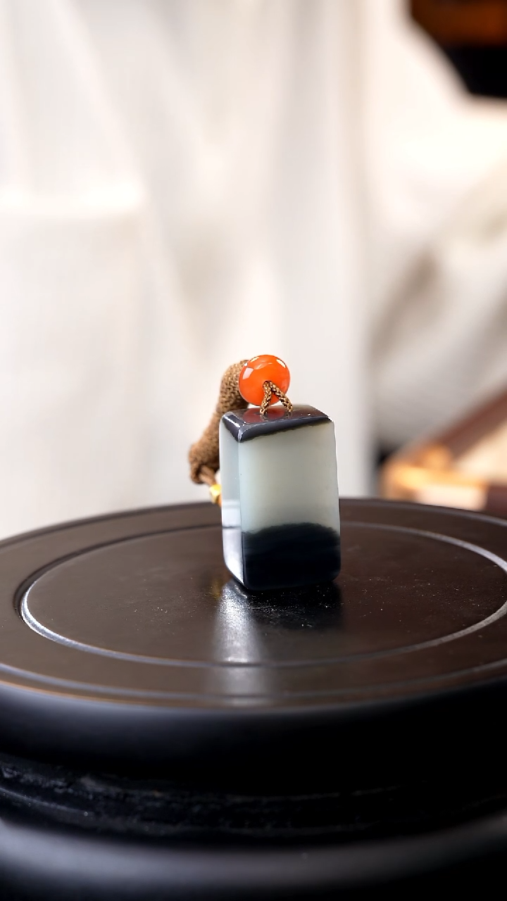 颈饰未镶嵌和田玉新疆青花挂件（可做印章）