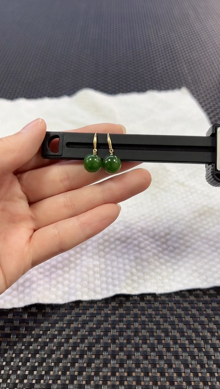 【闪购商品】和田玉耳环18K金镶嵌碧玉单珠耳环（多样性发一件）