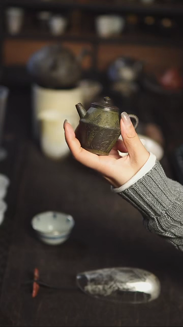 【闪购商品】卢阳手作 正把陶壶