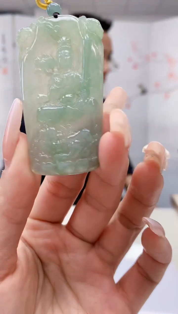 【闪购商品】定制翡翠未镶嵌3916lr-毛货挂件188